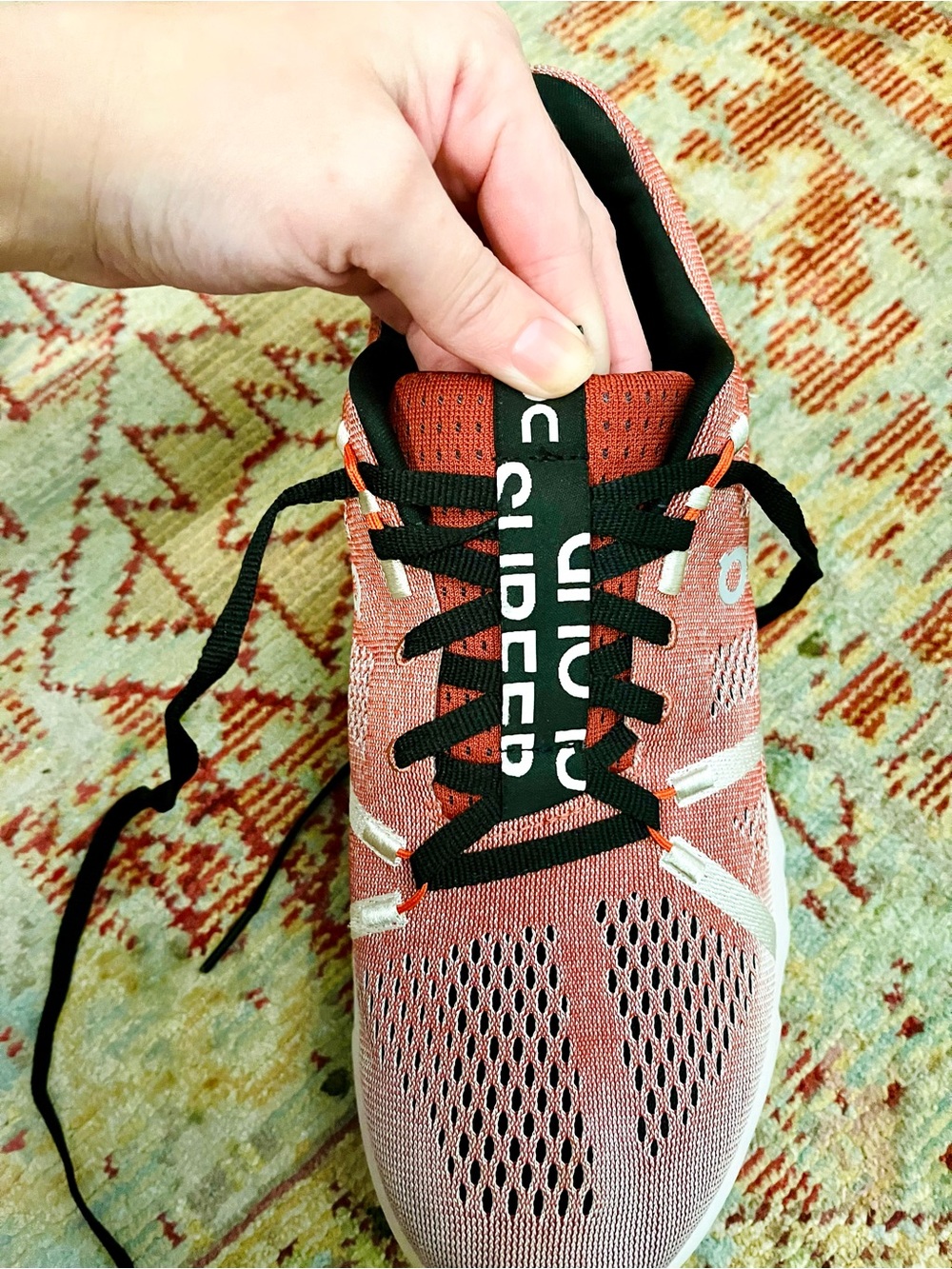 On Running Women’s Cloudsurfers Running Shoes - Picture 10 of 12